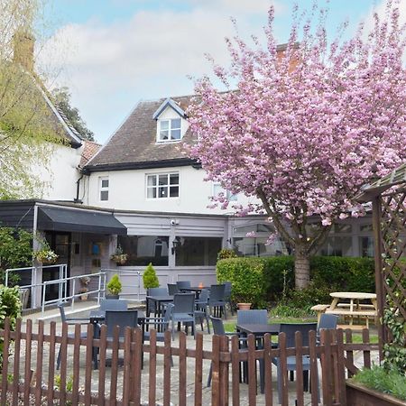 Bell By Greene King Inns Thetford Exterior foto