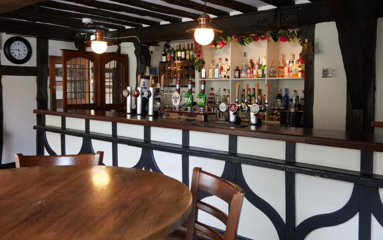 Bell By Greene King Inns Thetford Exterior foto